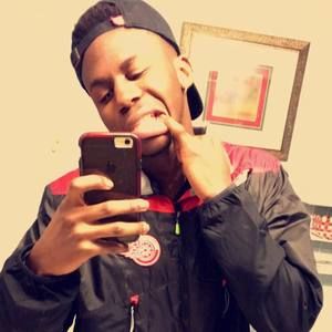 Meet your Posher, Quincy